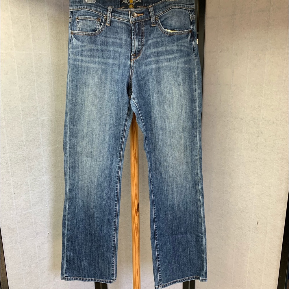 P19- 7- LUCKY BRAND JEANS EASY RIDER